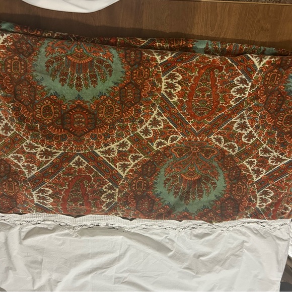 Pair of Pottery Barn velour king pillow shams - Picture 3 of 4